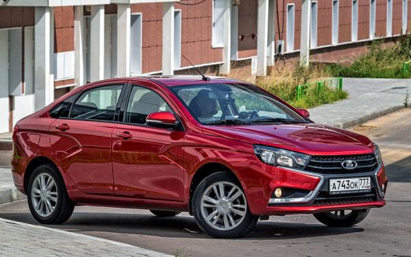 Российский авторынок снова стал расти